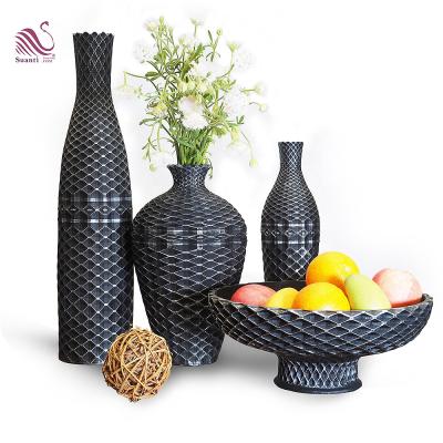 China Suanti luxury modern Nordic tabletop vases set antique decorative resin luxury home flower vase for sale