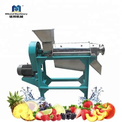 China Pineapple Juice Making Machine Automatic Small Pineapple Processing Peeling Coring Juice Machine For Sale for sale