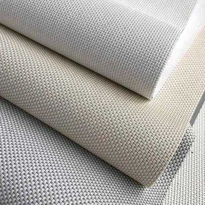 Chine La fibre de verre Sun ombragent le tissu 100% solaire de protection solaire de bloc de Sun de fenêtre de tissu à vendre