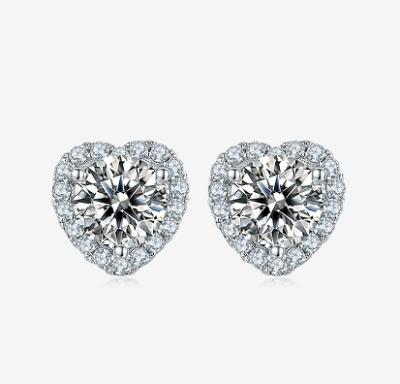 China Environmental Friendly Stud Earrings 925 Heart Shape Ear Studs Stud Earrings Set for sale