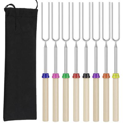 China Easily Cleaned Extendable Marshmallow Roasting Sticks - Set of 8 Telescoping Smores Skewers and Hot Dog Forks with Wooden Handle for sale