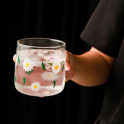 China 330ml / 430ml Eco - Friendly Glass Water Mug Daisy Pattern Single Wall Tea Coffee Water Mug for sale