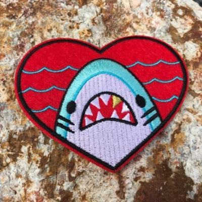 China Viable Wholesale High Quality Shark Heart Patch Bites Iron On Embroidery Patch For Kids Love Patch Accept Custom Designs for sale