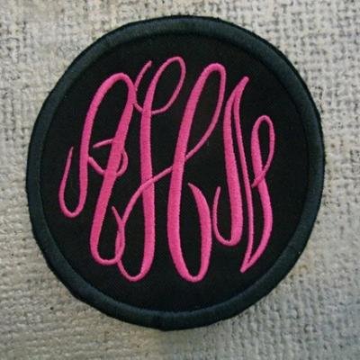 China Viable High Quality Wholesale Custom Embroidered Custom Applique Patch 3 Letter Circle Patch Monogram Script Round Fancy Classic Badges for sale