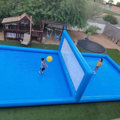 China Castle Design Piscina Inflable Corte de voleibol gigante con color personalizado en venta