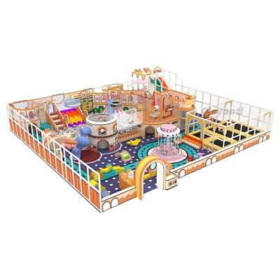 Chine 800m2 personnalisé zone de jeux pour enfants à thème jungle terrain de jeu intérieur avec tuyau en mousse PVC à vendre