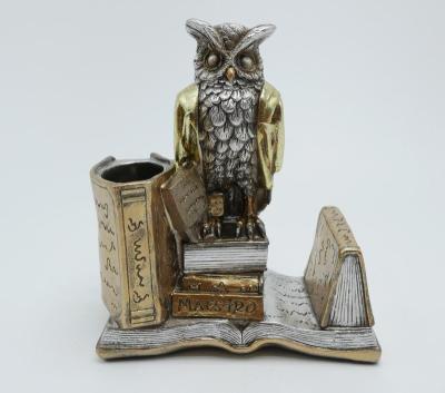 China China hot sale resin owl animal pen stand, polyresin owl sculpture with pen stand for sale