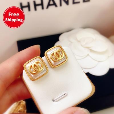 China Fashion new stud earrings high fashion temperament trend pearl earrings for sale