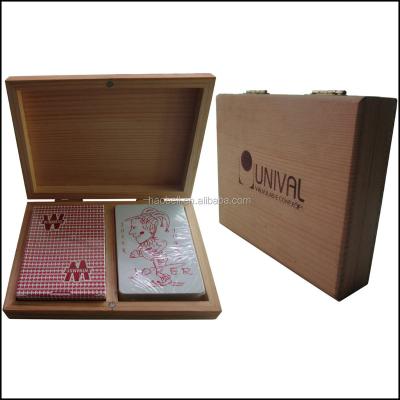 China Plastic Double Deck Wooden Box Packing 100% Plastic Advertising Promotional Playing Cards for sale