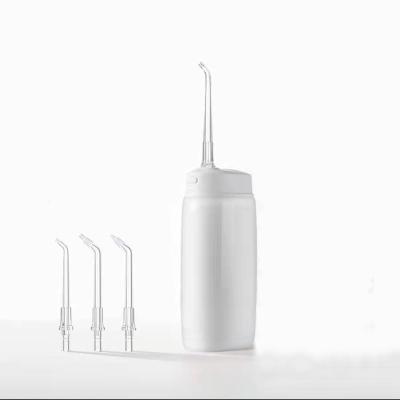 China Mini Power Flossing Tooth Cleaner Home Use Car Care Water Flosser Cleaning Teeth Machine Oral Irrigator for sale