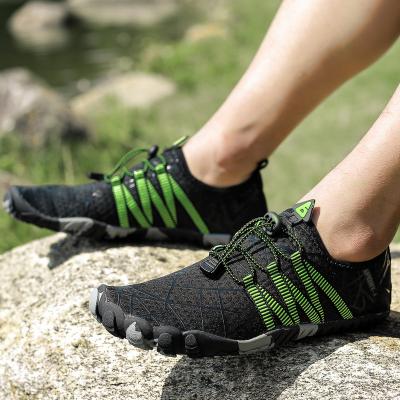 China CUSHIONING wholesale ascending shoes wading new outdoor women and men couples beach shoes Uniworld Vietnam factory water shoes for sale