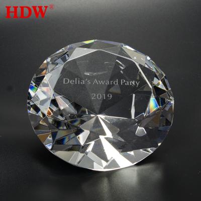 China Europe Wholesale Various Custom Colors Crystal Glass Diamond Paperweight High Quality Favorable For Home Decoration for sale