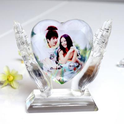 China Wholesale Home Decoration White Crystal Glass Photo Frame Custom 3d Heart Shape Crystal Photo Frame For Home Decoration for sale