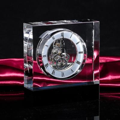 China China wedding gift wholesale crystal clock,desktop crystal decoration,beautiful square crystal clock for sale