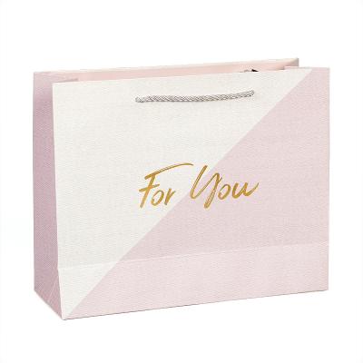 China Custom With Logo Handles Ribbon Personalized Pink Gift Paper Bags Clothes Shoe Brand Retail Luxury Shopping Paper Bags à venda