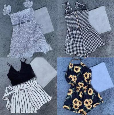 China Brand fashionable used women's clothing mix style stocks dress T-shirts small shirts pants skirts used clothes for sale