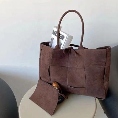 China High Quality New Nubuck Woven Tote Bag Fashion Large Capacity Casual Leather Tote Handbag for sale