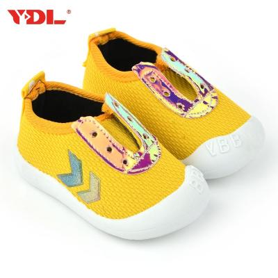 Cina 2022 Custom Fashion Kids Shoes Boys Girls Baby Comfortable Casual Soft Sole Shoes in vendita