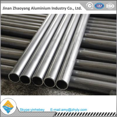 China El polvo de aluminio redondo del tubo de la protuberancia cubrió/tubo de aluminio de anodización/de pulido en venta