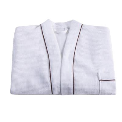 China Breathable Five Star Hotel Waffle Cotton Bathrobe Hotel Robe White Color for sale