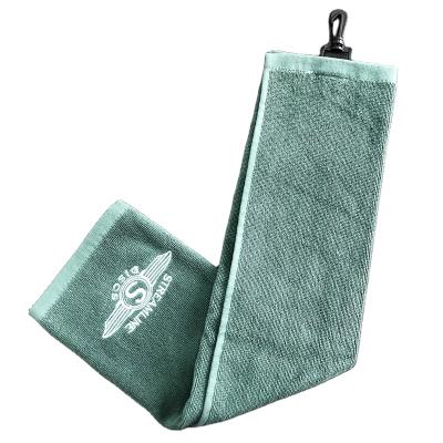 China 100% Terry Hand Color Embroidery Logo Golf Towel Eco-Friendly Green Cotton Green Dyed Towel With Hook Clip for sale