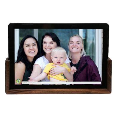 China Wifi Digital Photo Frame LCD HD Album Electronic Touch Screen WIFI Album Table Smart Swing for sale