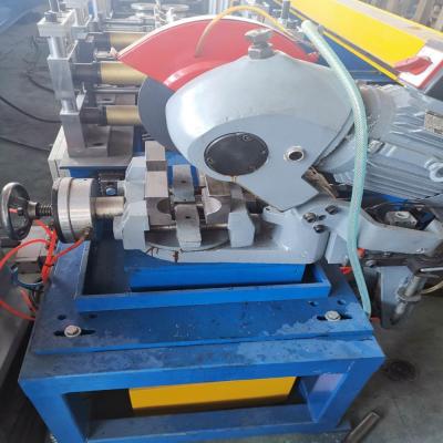 China Factory ROUND SHAPE AND SQUARE SHAPE DOWNPIPE ROLL FORMING MACHINE for sale