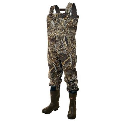 China 100% Good Quality Waterproof Mens Camouflage Neoprene Chest Wader Hunting Waders With Rubber Boots 600g for sale