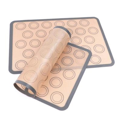 China Custom Food Grade Silica Gel Mat Sustainable Kneading Microwave Oven Cake Baking Mat for sale