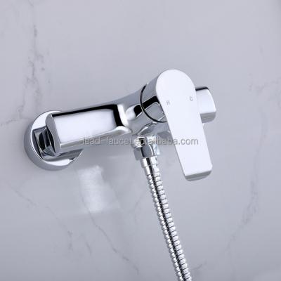 China Without Slide Bar Sanitary Ware Single Hole Bathtub Faucet Bathroom Accessories for sale