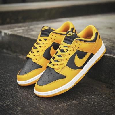 China Cushioning comfortable 2022 fashion Nike SB dunk golden low shoes popular style casual sneakers outdoor walking style dunk shoes Nike for sale