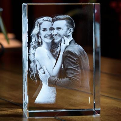 China Europe Custom 3d Laser Engraving Photo Crystal Cube Etched Glass Artwork Block For Wedding Anniversary Gift for sale