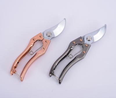 China Professional Hand Garden Tools Bypass Pattern Pruning Shear 8 Inches Cheap Price Cutting Scissor for sale