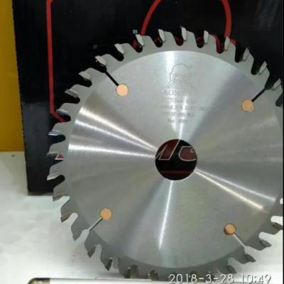 China Hard Carbide Tips Scoring Saw Blade For Melamine Board MDF Chipboard for sale