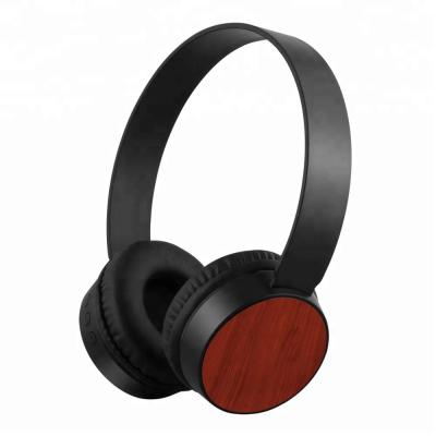 China High-fidelity wholesale high quality wireless earphone stero earphone wooden stand headsets over ear housing use for sale