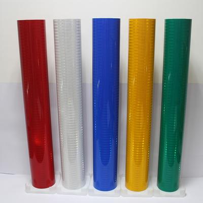 China Highlighted Reflective/Warning effect International Engineering Retro-Reflective Sheeting Easy to Operate Construction Plastic Sheeting 3m Reflective Sheeting for sale