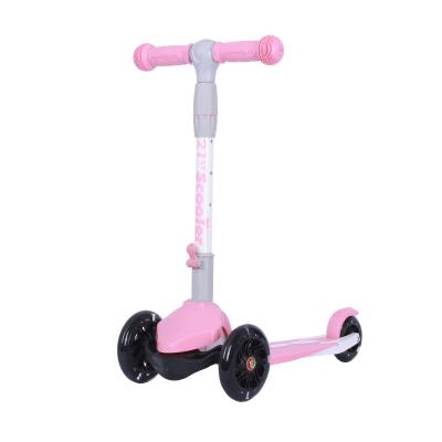 China PU Three Wheels Hot Sale To Widen Pedal Mini Kids Kick Scooter With Best Quality for sale