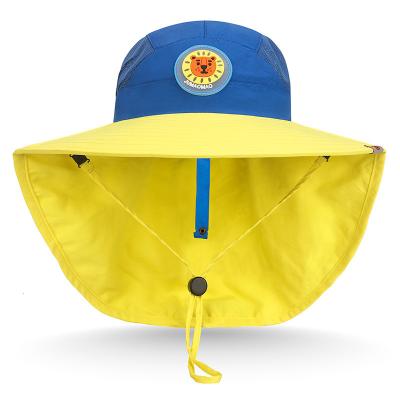 China Cheap Working Character Wide Brim Raising Spring Children Big Brim Bucket Visor Shield Summer Kids Beach Sun Hat for sale