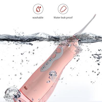 China Household Amazon 360 Degree Rechargeable Wireless Water Flosser Oral Irrigator for Teeth Detanl Flosser with Different Nozzles for sale