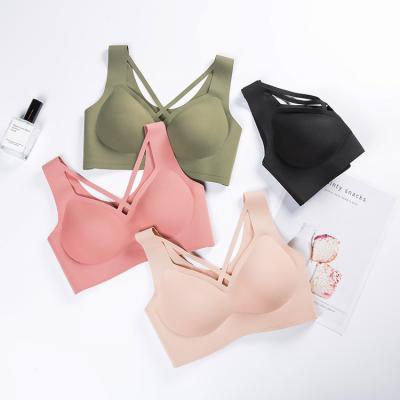 China Non-marking one-piece underwear female summer no steel ring gathered sports beauty vest bra slightly plus size bra for sale