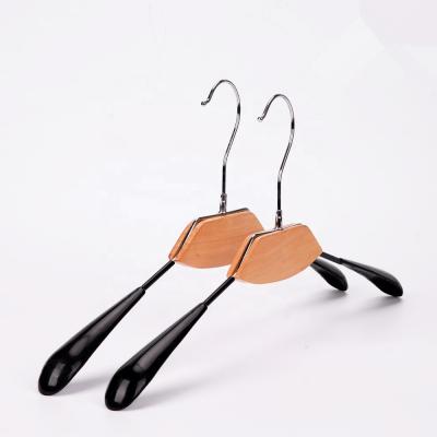 China Flat Shape Inspring Stainless Steel Clothes Wire Hanger For Clothes for sale