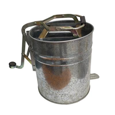 China Sustainable Metal Mop Buckets with wringers 16L GALVANIZED MOP BUCKET for sale