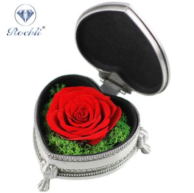 China Popular 2021 Flower Gift Box Mothers Day Valentine's Day Gift Preserved Rose Heart Metal Jewelry Box Amazon for sale