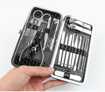 China Multifunctional 18Pcs Finger Manicure Pedicure Set Nail Clippers Kit Stainless Nail Clippers DIY Tool for sale