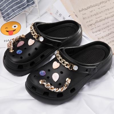 China QY-CUSTOM New Designer Waterproof Clogs For Women Classic Metal Accessories Platform Sandals Women Clog Slipper Shoes for sale