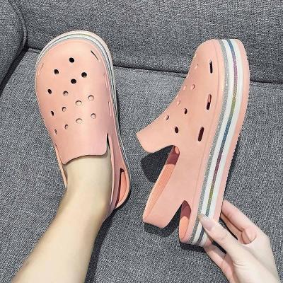 China QY-CUSTOM Waterproof Fashion Eva New Cheap Gardening Clogs Women Clogs For Women Platform Sandals Shoes Clogs&mule for sale