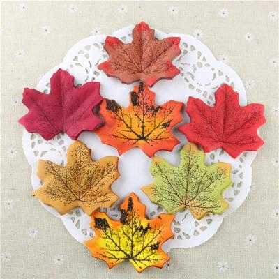 China Mulit-color Fall Maple Leaf Photoprops Pafu Artificial Leaves Thanksgiving Day Garden Photoprops Props Decorations for sale