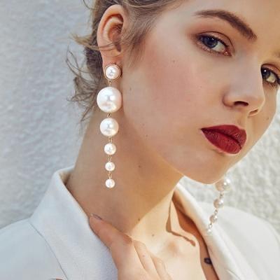 China Trendy Hot Selling Fashion Statement Pearl Long Pearl Dangle Earrings For Women Jewelry for sale