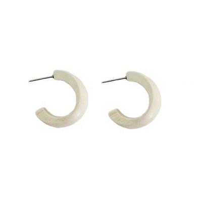 China FASHIONABLE Drop Shipping Ins Chic Style Wooden Circle C Shape Earrings Jewelry For Women for sale