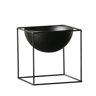 China CLASSIC Medium Planter Hemisphere Cube Frame Black Metal Solid Artificial Flower Pots For Indoor Outdoor for sale